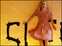 'A vida na praça Roosevelt'