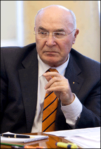 Рекапіталізація банків, включно із Родовід-банком, викликає запитання у слідчих