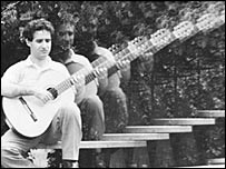 باقر موذن در جوانی