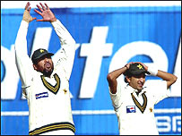 इंज़माम उल हक़ और हसन रज़ा