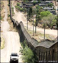 Muro que separa EUA e México