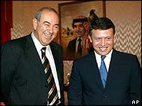 O primeiro-ministro do Iraque, Iyad Allawi, e o rei Abdullah, da Jordânia 