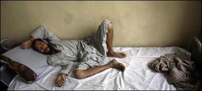 يو تن معتاد چي اوس يې پرېښې ده