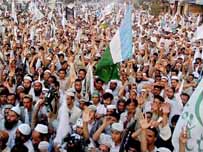 ایم ایم اے کا مظاہرہ