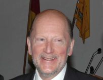 Primul ministru, Simeon Saxa Coburg.