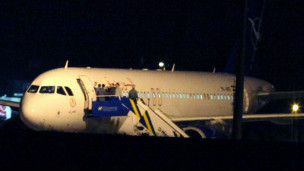 Chiếc máy bay Syria đang đậu ở sân bay thủ đô Ankara