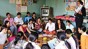 Hoạt động của Hội Phụ nữ tại Việt Nam (Ảnh do Trung tâm Nghiên cứu và Đào tạo Phát triển Cộng đồng cung cấp)