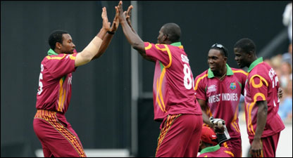 वेस्टइंडीज़-इंग्लैंड मैच