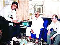 گوتم گوسوامی لالو پرساد یادیو کے ہمراہ