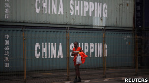 Contêineres com produtos da China no porto de Santos (Foto: Reuters)