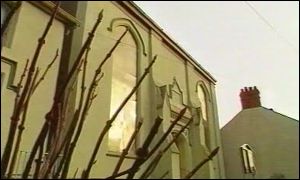 Y dirywiad crefyddol