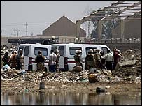 نيروهای امنيتی در محل کشف اجساد