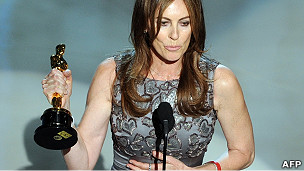 کیتھرن بگلو