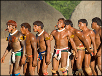 Índios brasileiros fotografados por Sue Cunningham