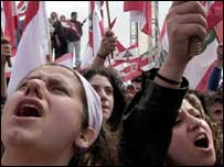 Beirute tem sido palco de protestos contra e a favor da Síria