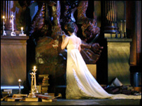 Tosca. Photo Catherine Ashmore