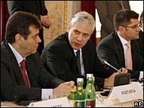 Përfaqësuesit serbë në takim