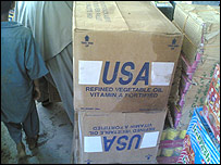 کمکهای آمريکا به مردم افغانستان در بازار پاکستانی
