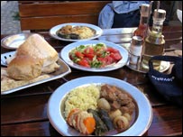 Ресторани-ажджиниці подають страви явно східного походження