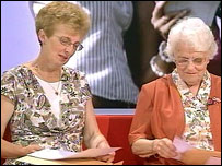 78岁母亲与50岁的女儿一起参加高考