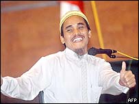 Amrozi Bin Nurhasyim, ao ouvir que havia sido sentenciado à pena de morte