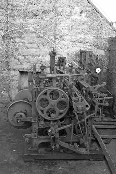 Rusted old loom in Point