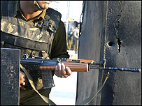 कश्मीर में सैनिक