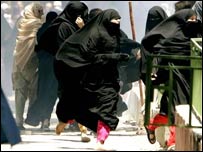 لال مسجد کی طالبات فائل فوٹو