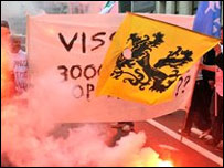 यूरोप में ईंधन की महंगाई पर विरोध प्रदर्शन