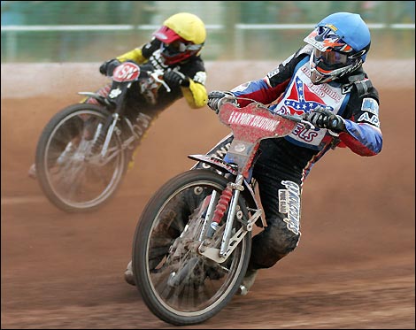 Jon Armstrong and Glen Phillips (Hywel Lloyd)