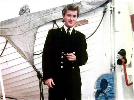 Merchant seaman on deck 470