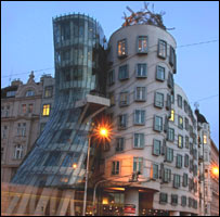 Tančící dům v Praze