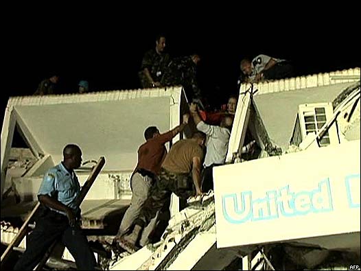 Edificio de las Naciones Unidas destruido