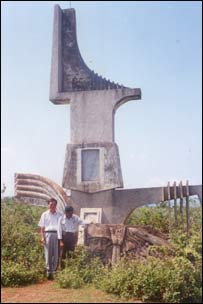 Thính giả Nguyễn Thanh trong lần về thăm lại Khe Sanh