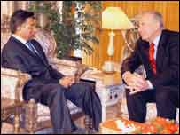  ڈان میکنن، مشرف