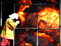 एक इराक़ी तेल ठिकाने पर हमला