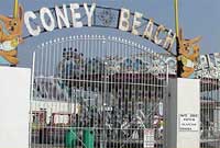 Y porth sy'n arwain at bleser