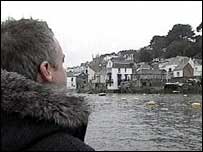 Russell travelling up the river Lerryn
