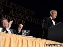 Bush no jantar da Associação de Correspondentes de Rádio e Televisão dos Estados Unidos, em Washington