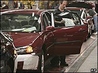 Linha de montagem da GM em Ontario