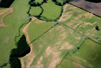 Caer Llanfor o'r awyr