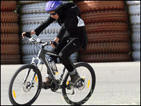 دوچرخه سوار زن