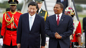 习近平和坦桑尼亚总统基奎特