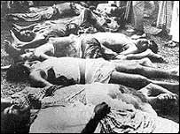 طلباء کی لاشیں