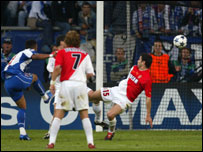 Deco marca pelo Porto na final da Liga dos Campeões