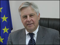 Shefi i Zyrës Civile Ndërkombëtare, Pieter Feith 