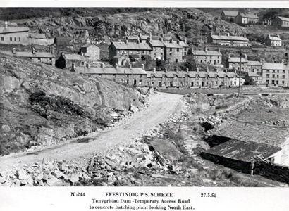 Ffordd fynediad, Mai 27, 1958