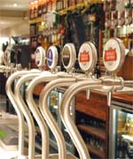 Andrew Morsy making a cocktail at Showrooms