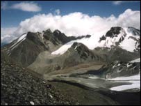 Гори в Киргизстані - Тянь-Шань