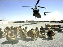 नैटो सैनिक